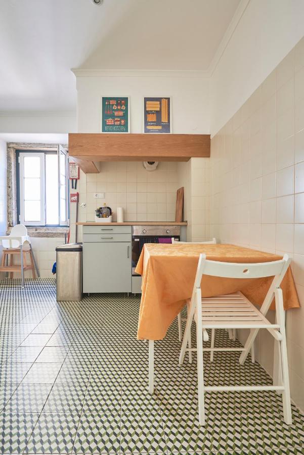 Aesthetic Riverview Apartment In Historical ลิสบอน ภายนอก รูปภาพ